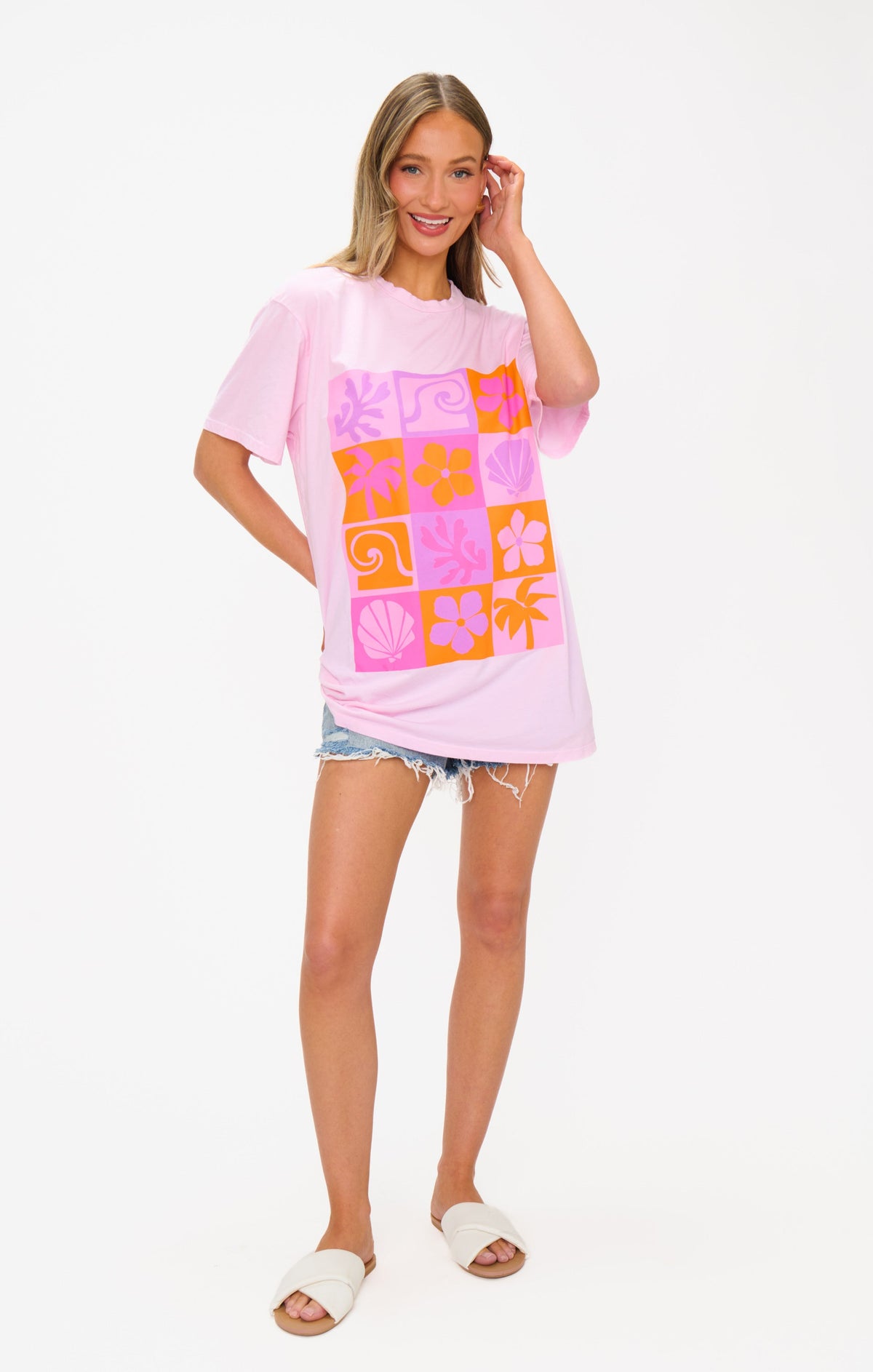24 Hour Tee ~ Pink Daisy Graphic