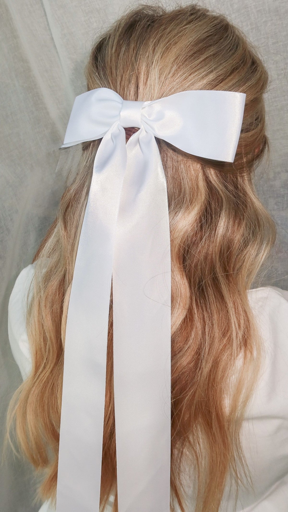 Lala Hair Bow - White