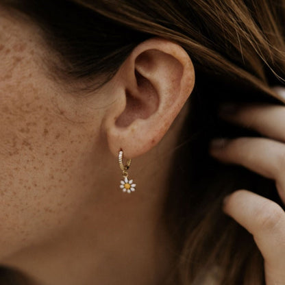 Carolina Daisy Hoop Earrings