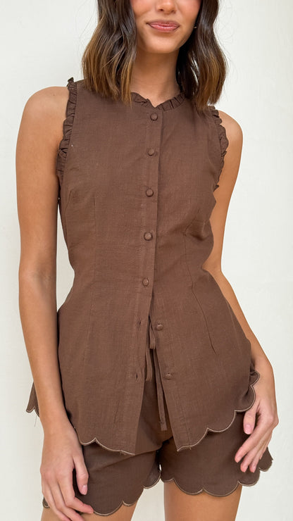Finlay Scalloped Hem Shorts - Chocolate