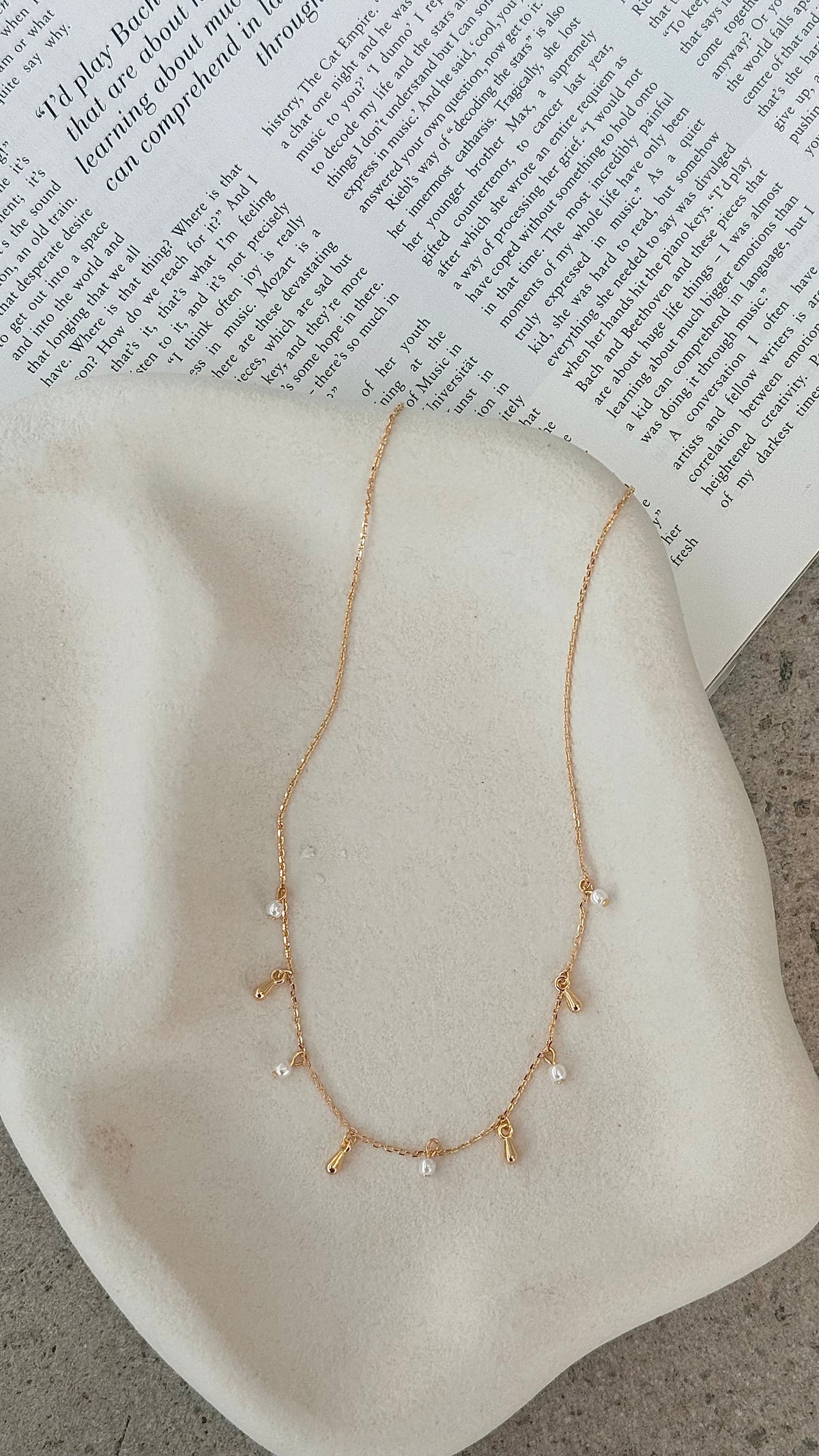 Cassandra Necklace - Gold