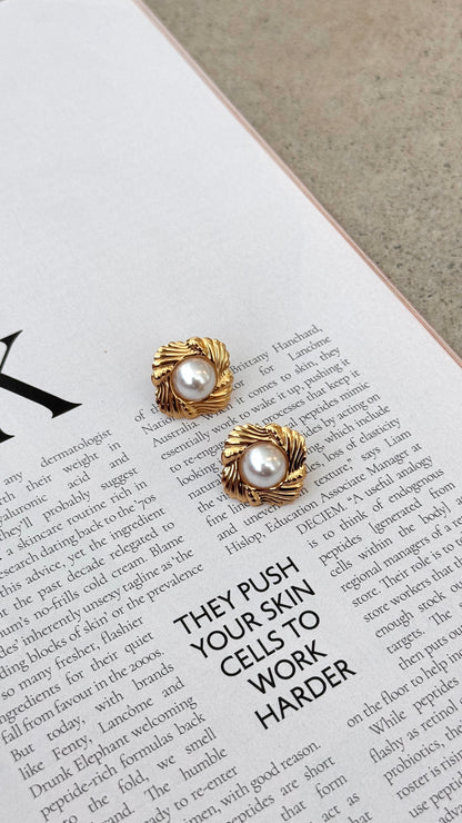 Yasmine 14K Gold Earrings - Gold / Pearl