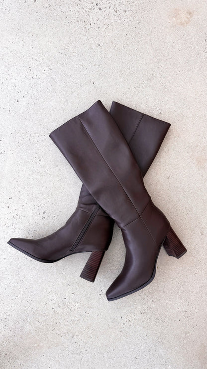 Vallia Boots - Chocolate